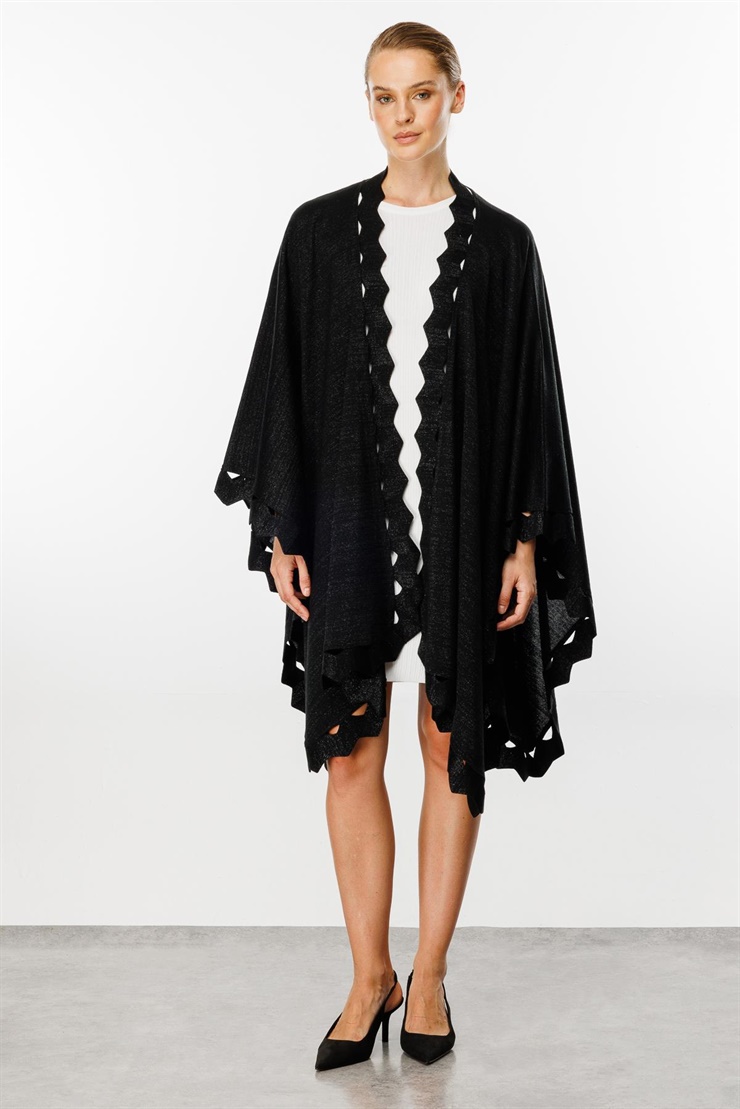 Mutlu Ertan Kadın Zikzak Detaylı Triko Pelerin Panço Siyah-SiyahSim 2044