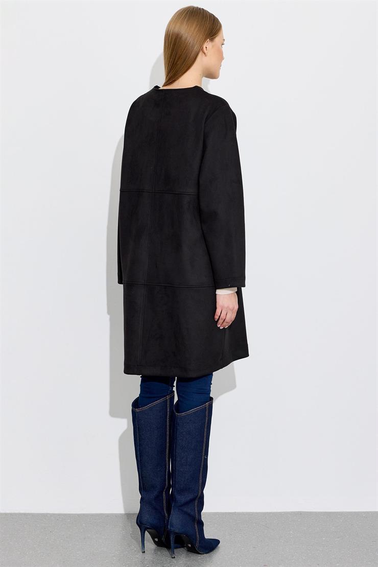 Nakış Detaylı Süet Kap SİYAH