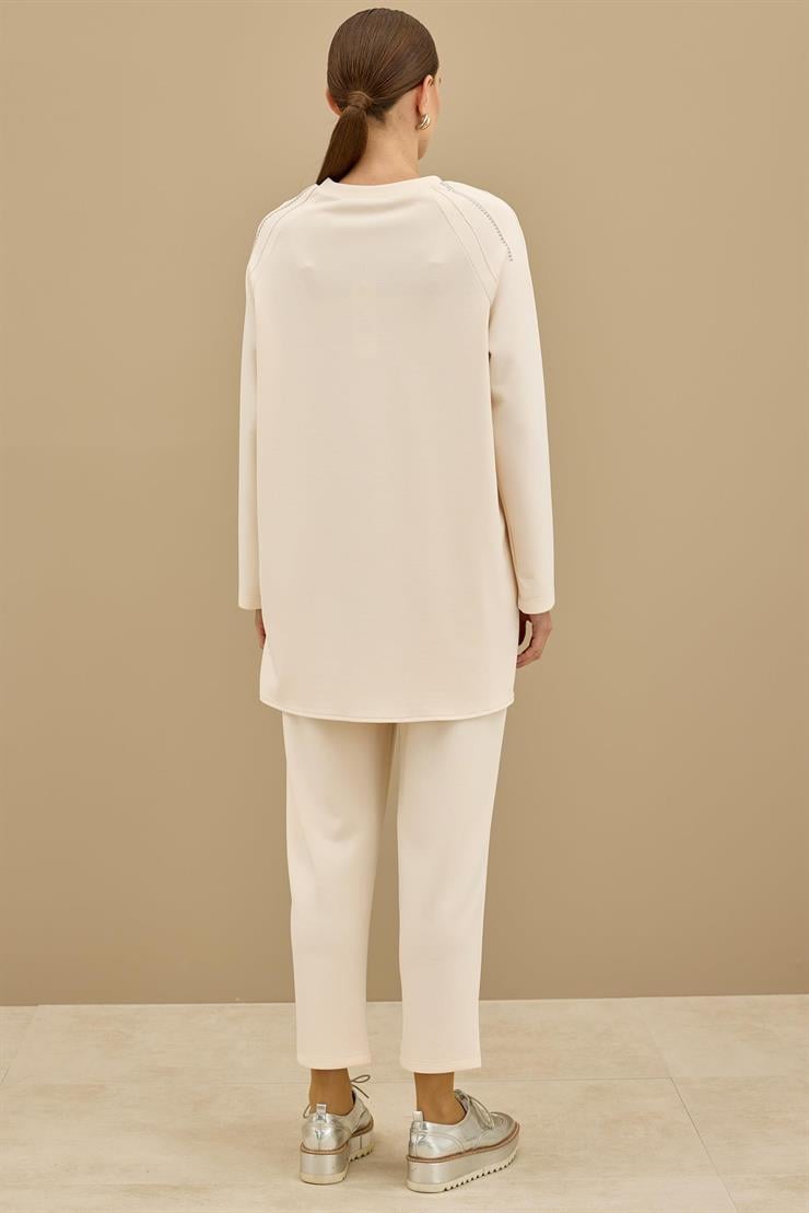 Nervürleri Metal Drop Süslemeli Takım BEJ