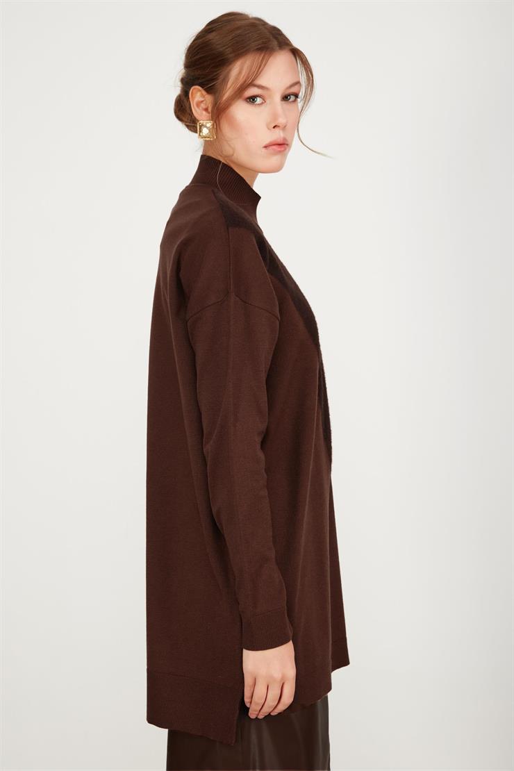 ÖNÜ V MİNK DETAYLI TRİKO TUNİK KAHVE