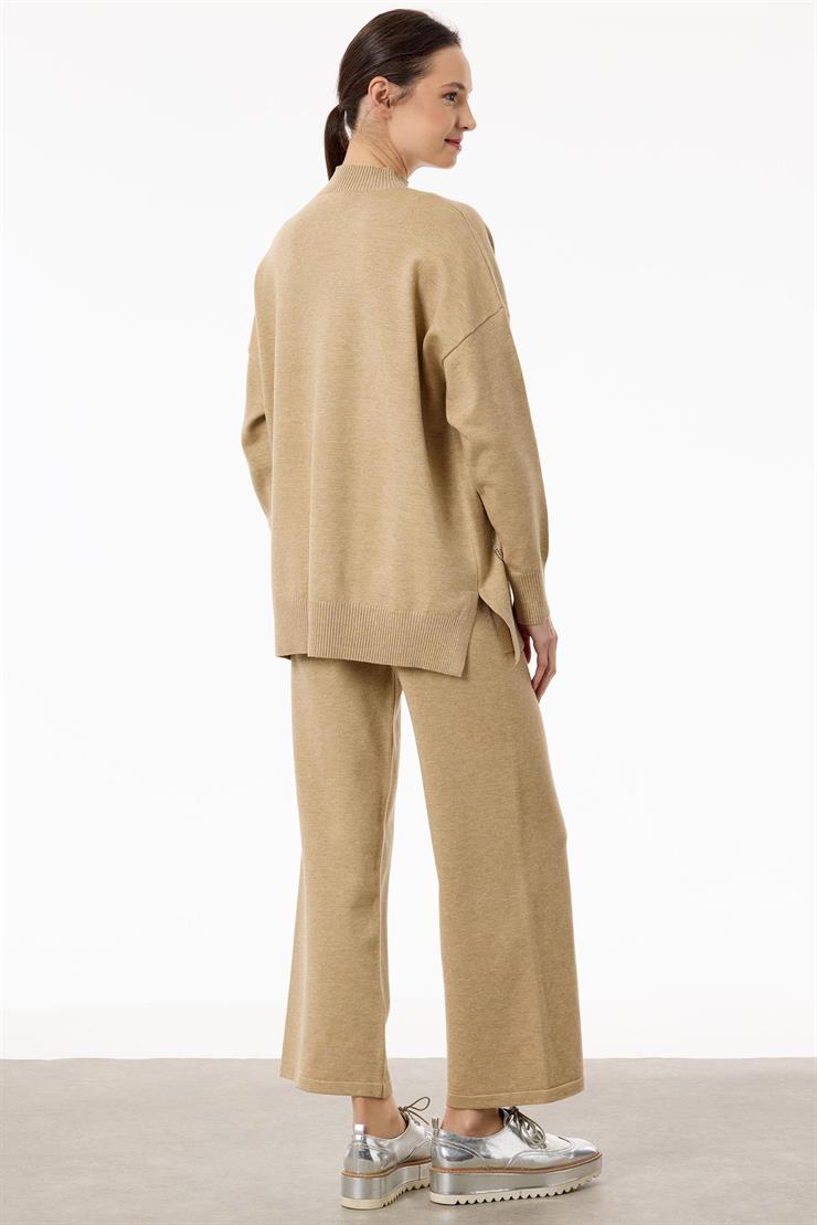 Önü Geometrik Payetli Pantolonlu Triko Takım HAKİ