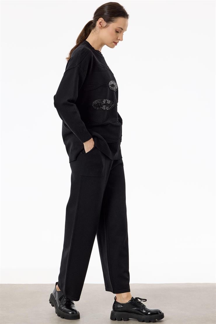 Önü Payet Detaylı Pantolonlu Triko Takım SİYAH