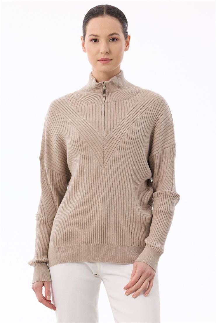 Örgü Detaylı Yüksek Yakalı Triko Bluz BEJ