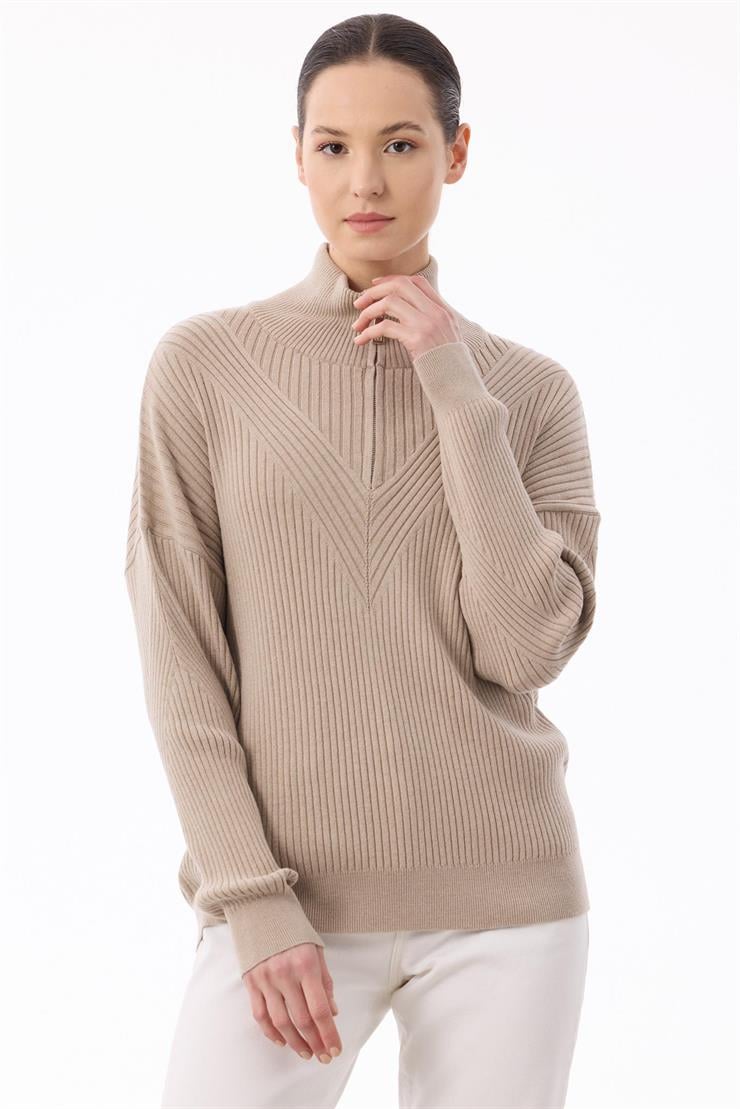 Örgü Detaylı Yüksek Yakalı Triko Bluz BEJ