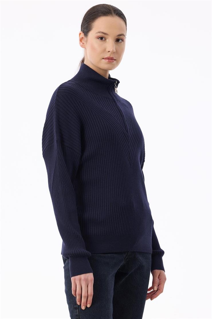 Örgü Detaylı Yüksek Yakalı Triko Bluz LACİVERT