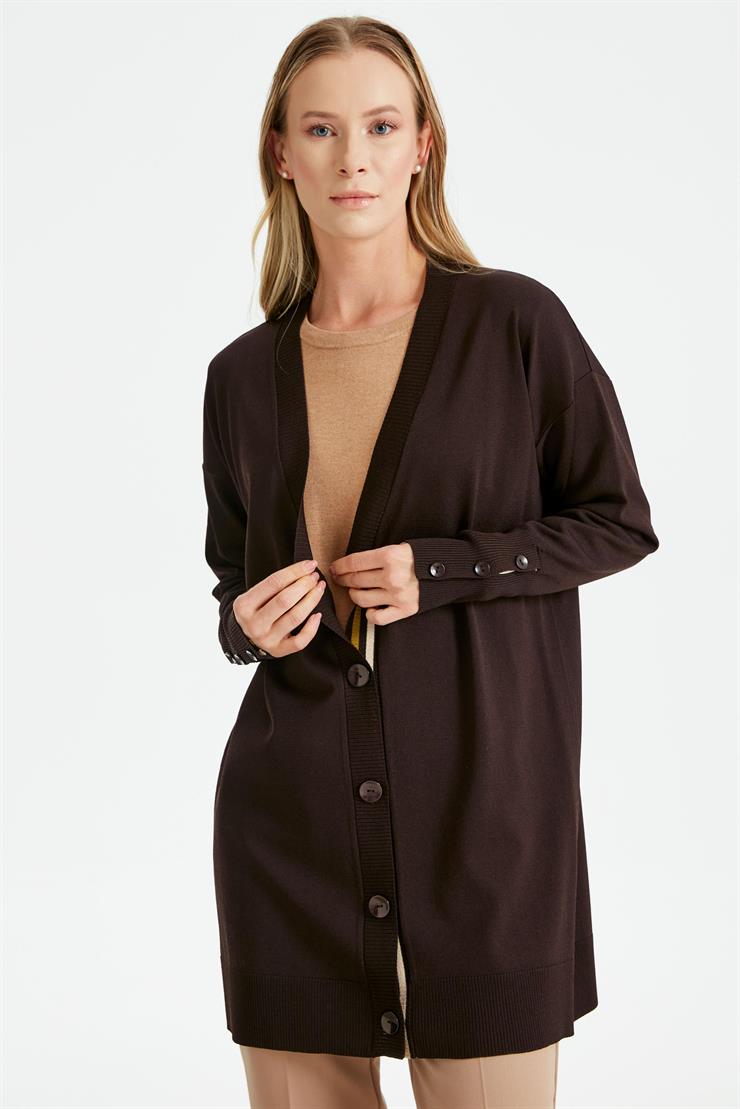 PATI VE KOLU ÇİZGİ DETAYLI RAYON HIRKA KAHVE