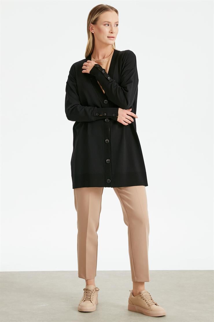 PATI VE KOLU ÇİZGİ DETAYLI RAYON HIRKA SİYAH