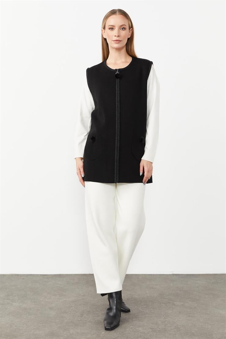 Ponponlu Yelek-SİYAH