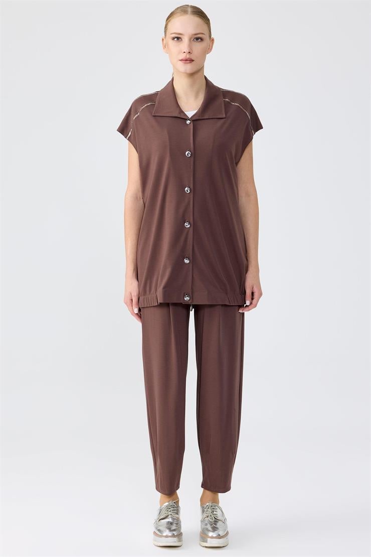 Pul şerit Detaylı Yelek Paça Pensli Pantolon Takım KAHVE