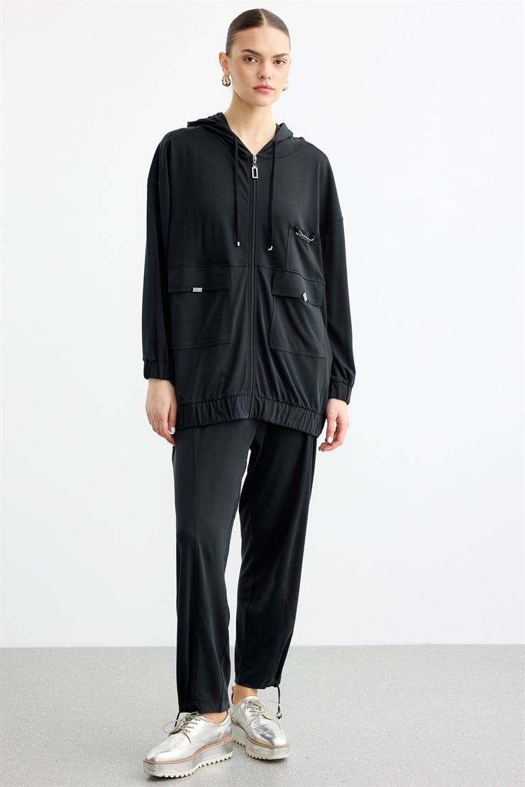 Rahat Kesim Kapüşonlu Metal Taşlı Üst Ve Pantolon Takım SİYAH