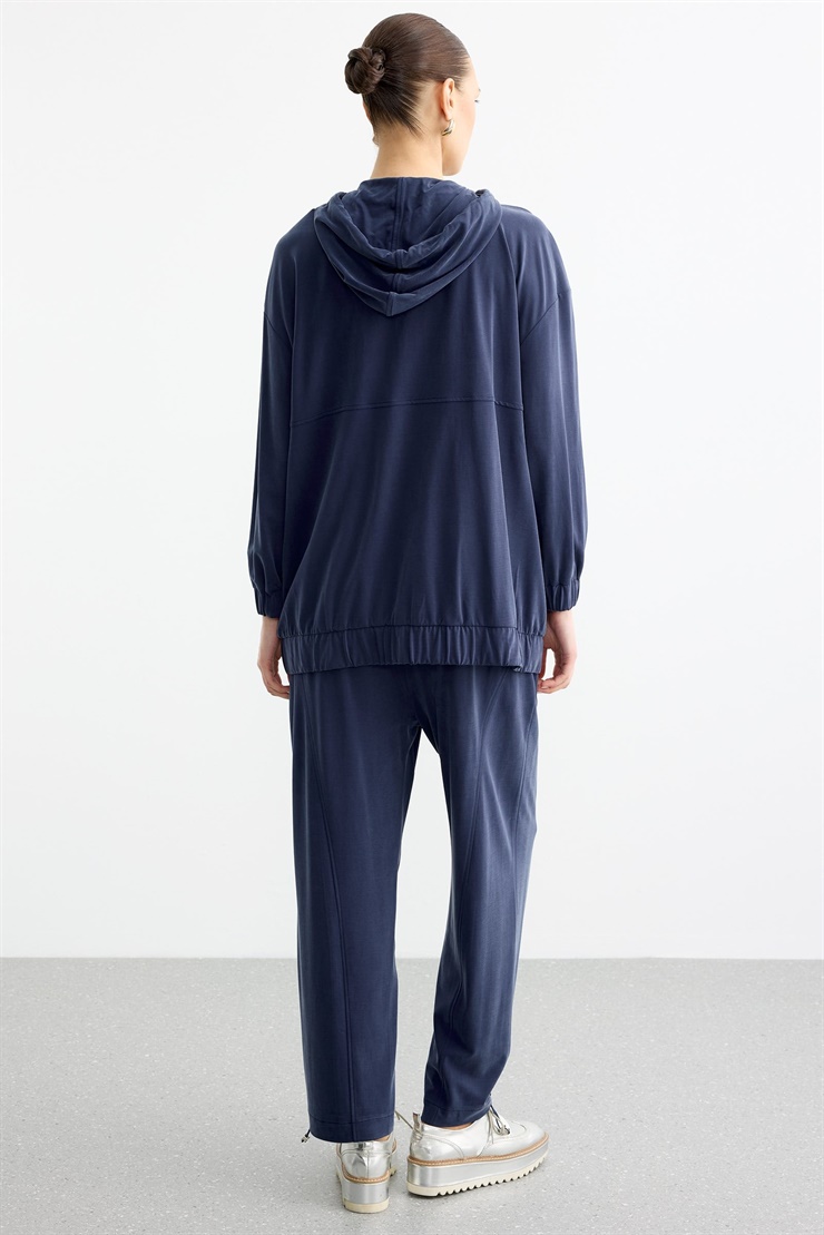 Rahat Kesim Kapüşonlu Metal Taşlı Üst Ve Pantolon Takım LACİVERT