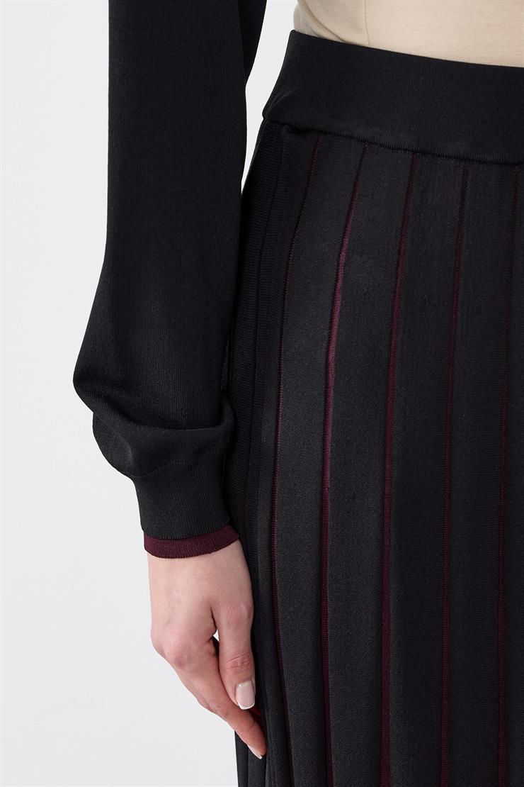 Renk Bloklu Etekli Bluz Rayon Takım SİYAH