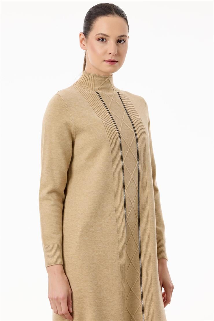 Saç Örgülü Taşlı Triko Elbise CAMEL
