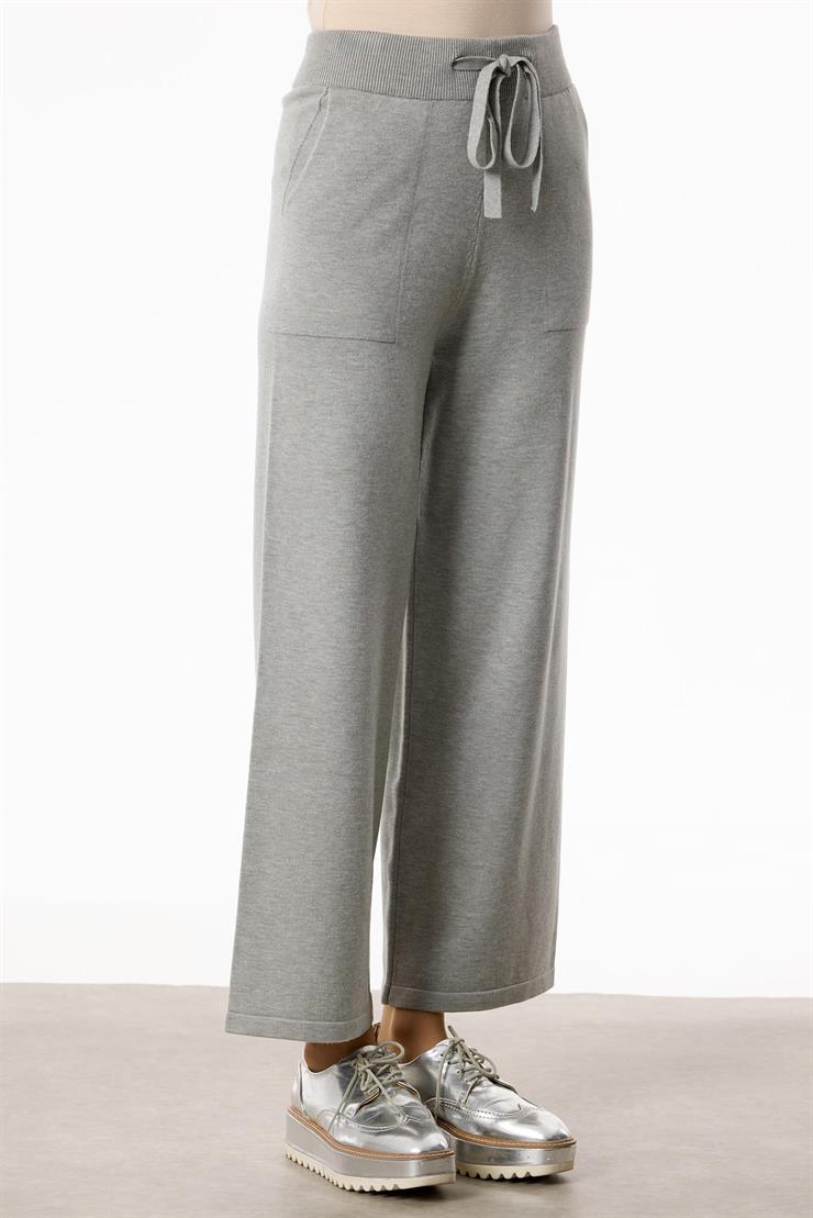 Şerit Payet Detaylı Pantolonlu Triko takım GRİ