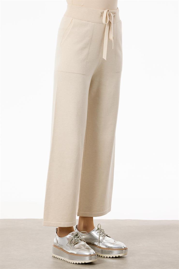 Şerit Payet Detaylı Pantolonlu Triko takım BEJ