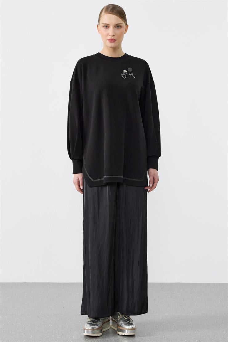 Sim Karyoka Dikişli Arkası Plikaşe Detaylı Saten Pantolonlu Takım SİYAH