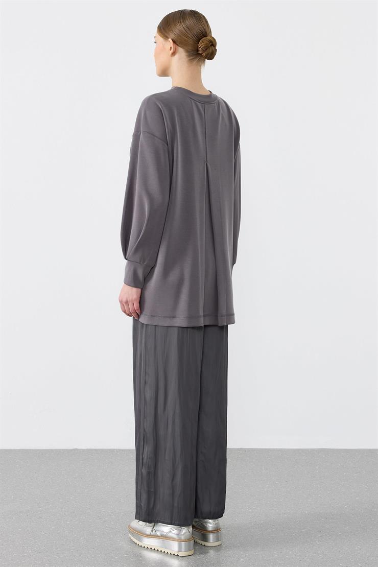 Sim Karyoka Dikişli Arkası Plikaşe Detaylı Saten Pantolonlu Takım ANTRASİT