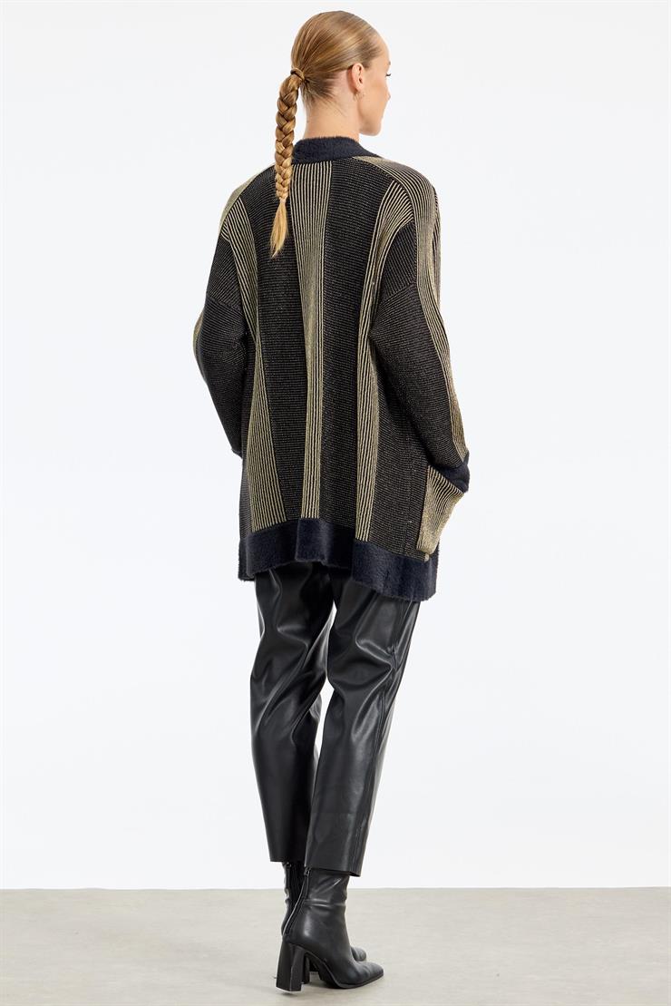 Sim ip Detaylı Triko Hırka SİYAH-GOLD