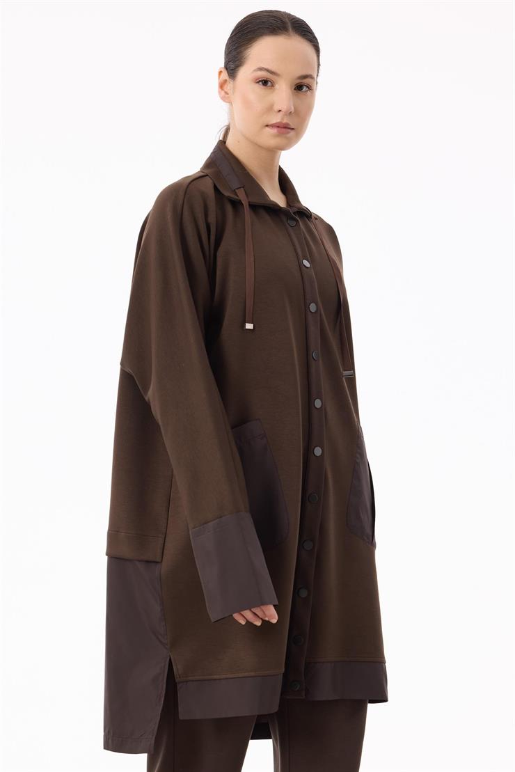 Teknik Kumaş Detaylı Önden Çıtçıtlı Takım KAHVE