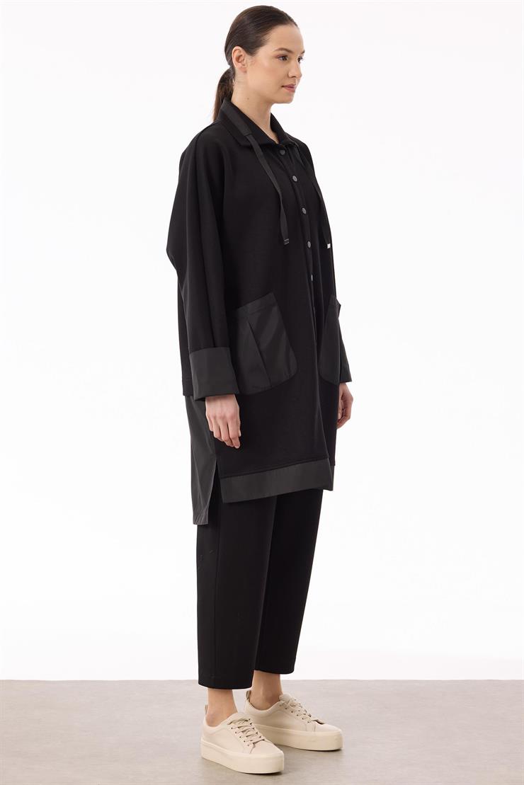 Teknik Kumaş Detaylı Önden Çıtçıtlı Takım SİYAH