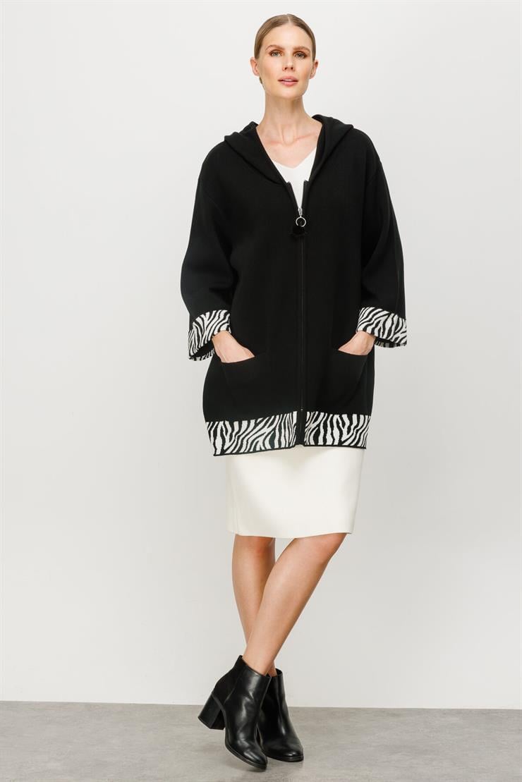 Tıger  Desen Detaylı Kapüşpnlu Triko Hırka-Siyah-Ekru