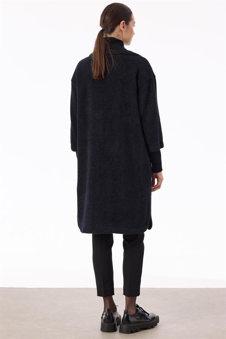 Triko Kombinli Önden Çıtçıtlı Kaban SİYAH