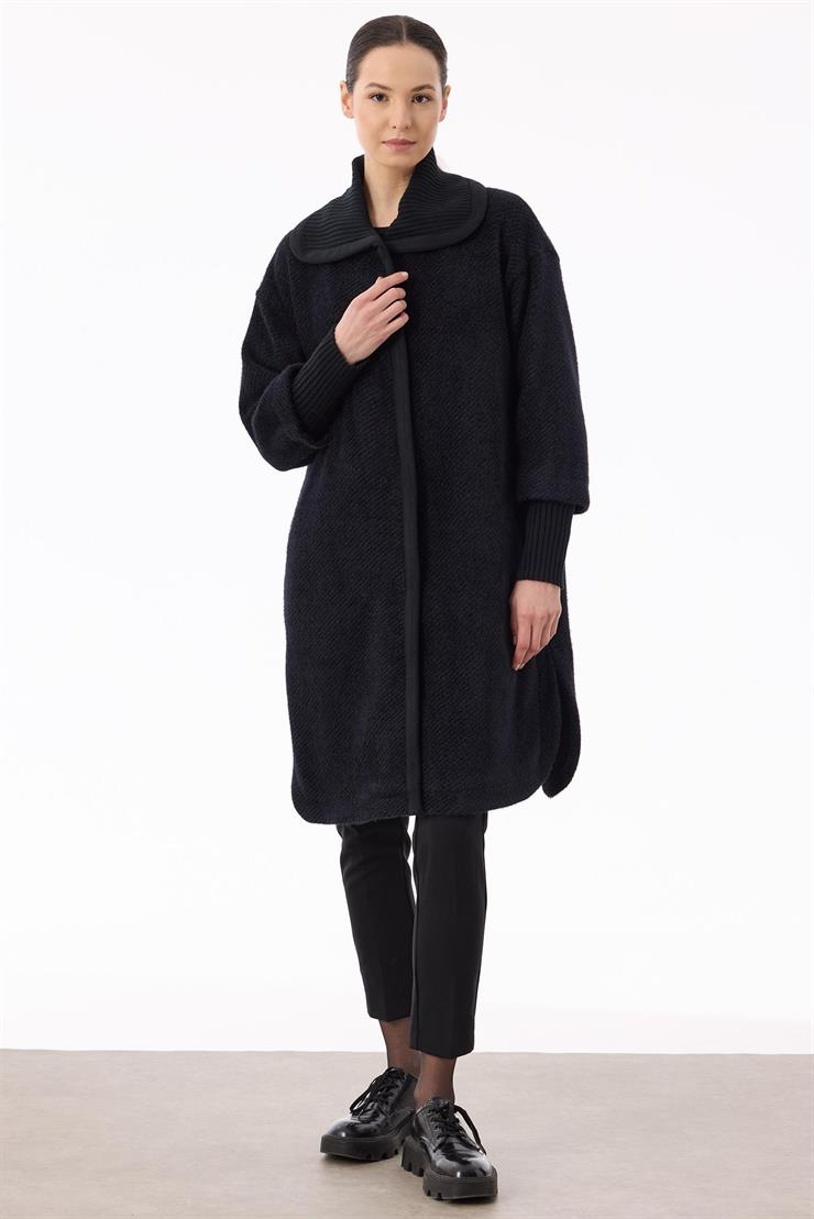 Triko Kombinli Önden Çıtçıtlı Kaban SİYAH