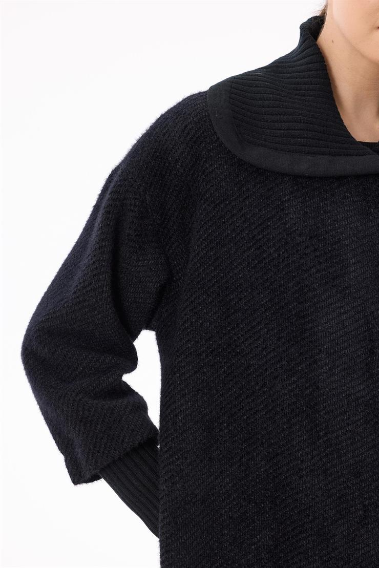 Triko Kombinli Önden Çıtçıtlı Kaban SİYAH