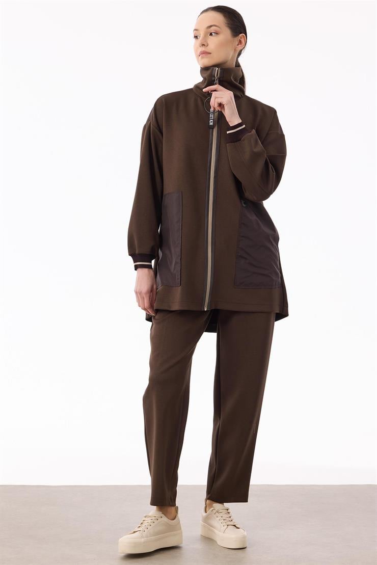 Triko Ve Teknik Kumaş Detaylı Takım KAHVE