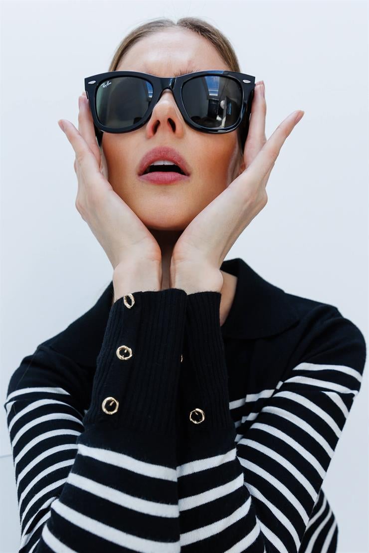 V Yaka Çizgili  Triko Bluz-Siyah-Ekru