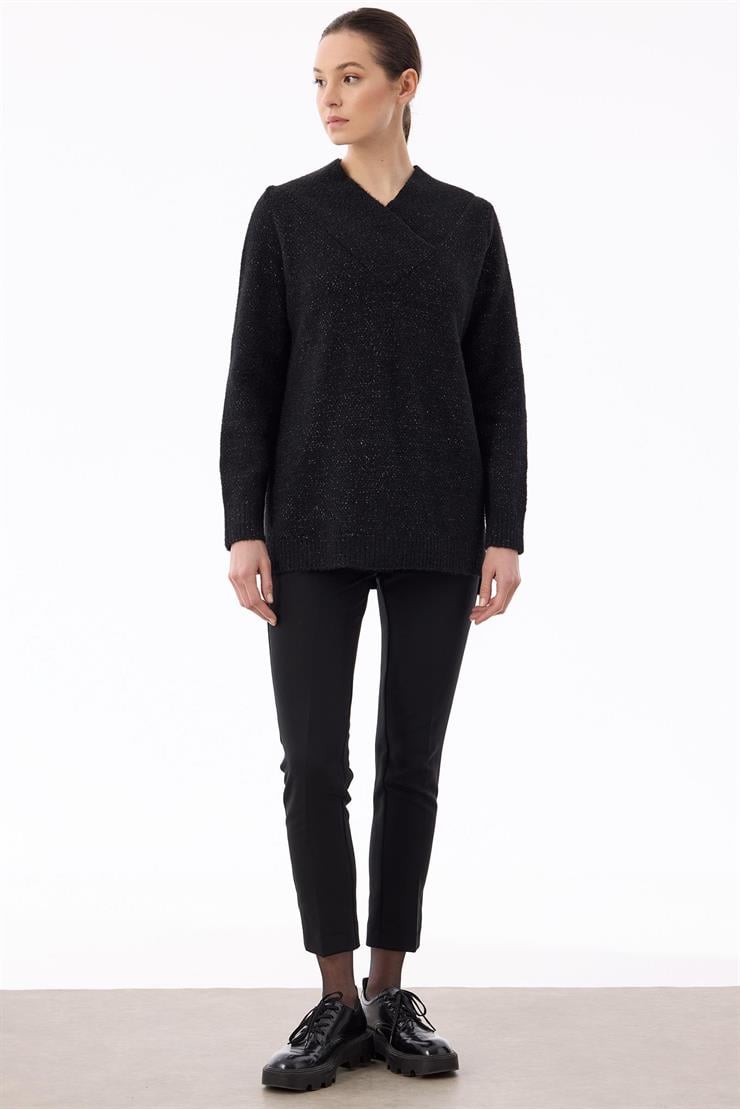 V Yaka Pullu Tunik SİYAH