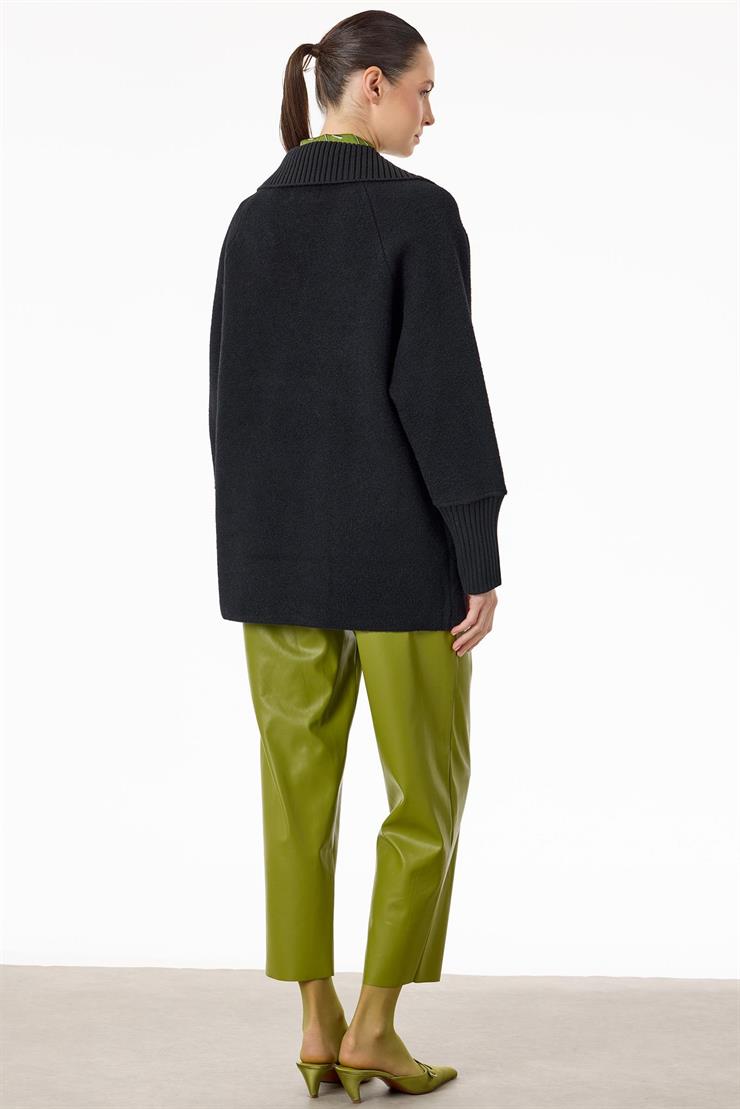 Yakası Fitilli Kruvaze Triko Kaban SİYAH