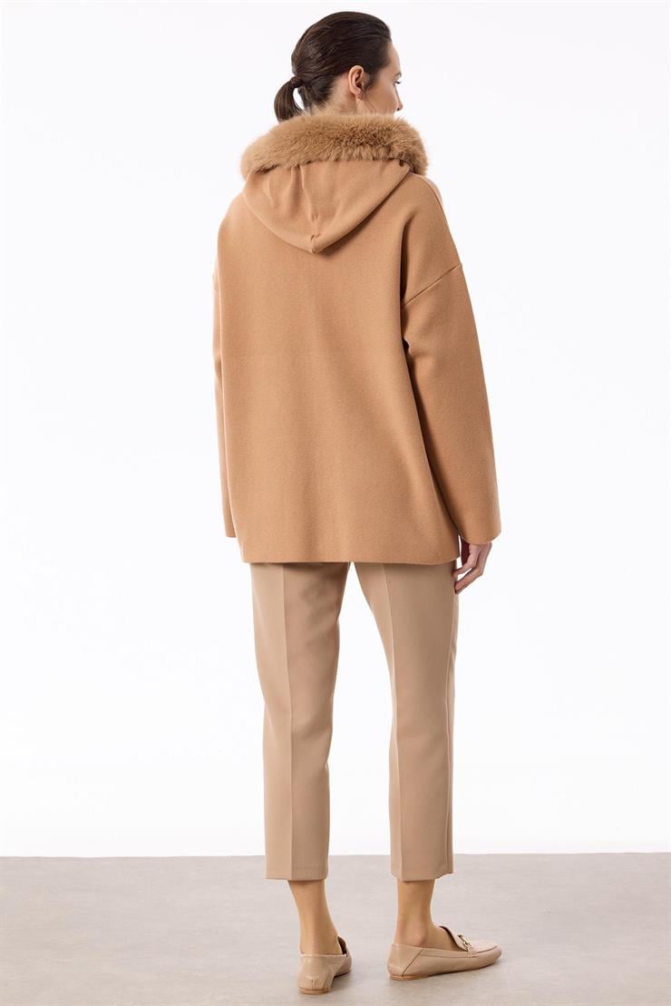 Yakası Kürklü Hırka CAMEL