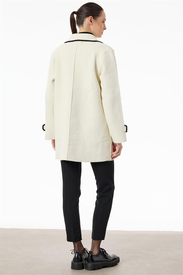 Yakası Kontur Detaylı triko Kaban EKRU