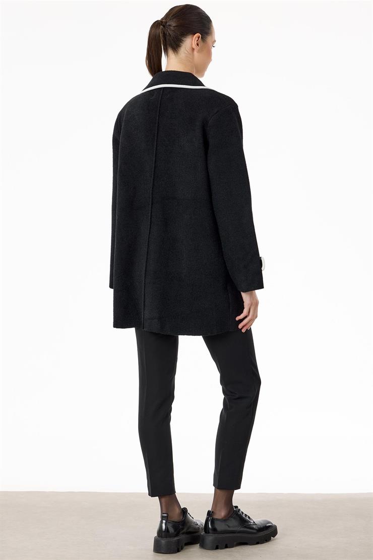 Yakası Kontur Detaylı triko Kaban SİYAH