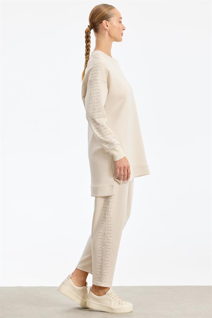 Yanı Serpme Taş Baskılı Pantolon Tunik Takım BEJ