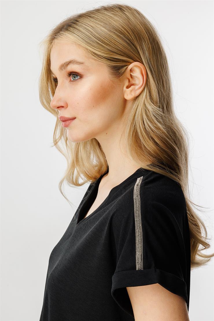 Zincir Detaylı V Yaka Bluz-SİYAH