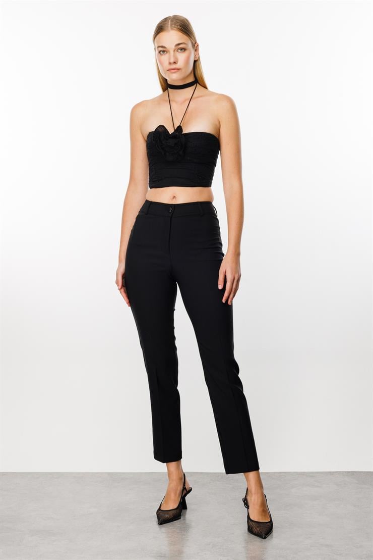 Modailgi  Arka Cep Detaylı Dar Paça Pantolon Siyah