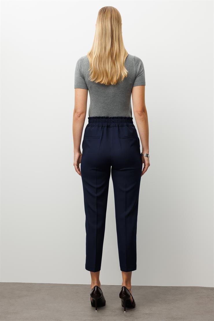 Modailgi  Arka Kemeri Lastikli Yüksek Bel Pantolon Lacivert