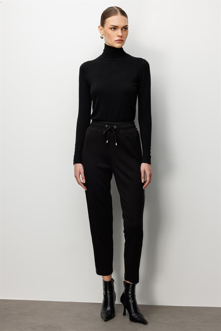 Modailgi  Beli Lastikli Bağlamalı Yanları Bantlarla Birlikte Biye Detaylı Örme Pantolon - 15050 Siyah