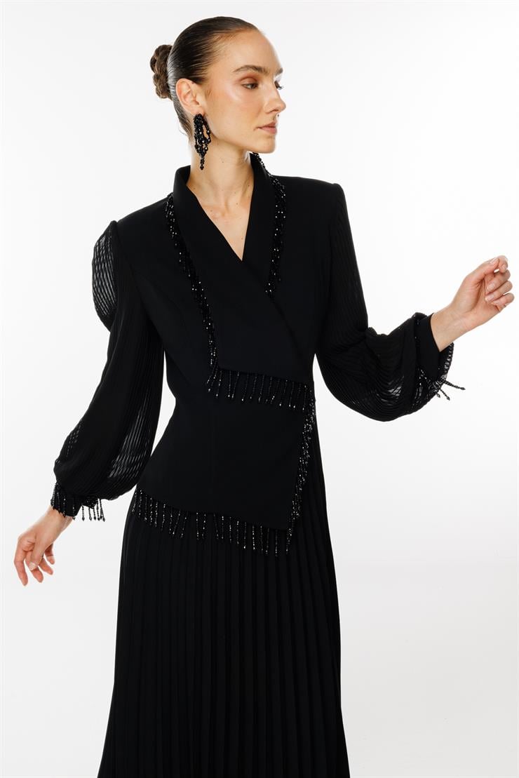 Modailgi  Boncuk Detaylı Piliseli Uzun Elbise Siyah