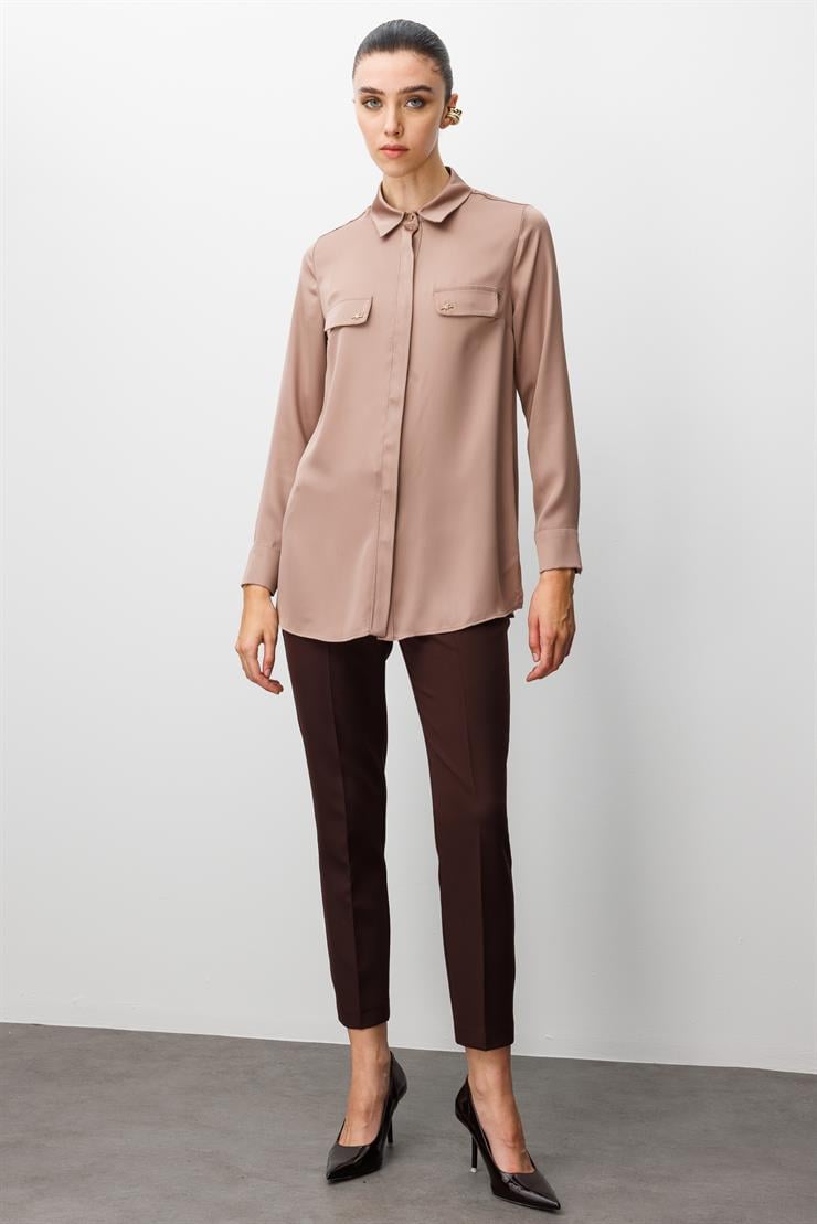 Modailgi  Cep Kapaklı Kolları Apoletli Saten Gömlek Camel
