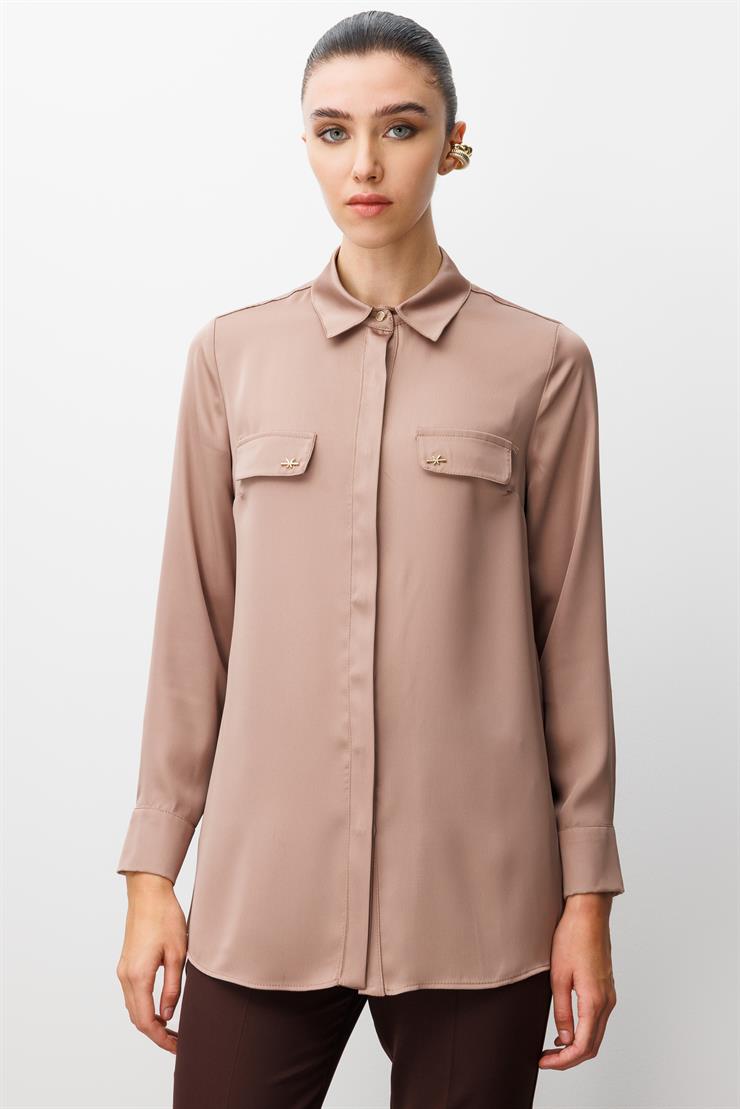Modailgi  Cep Kapaklı Kolları Apoletli Saten Gömlek Camel