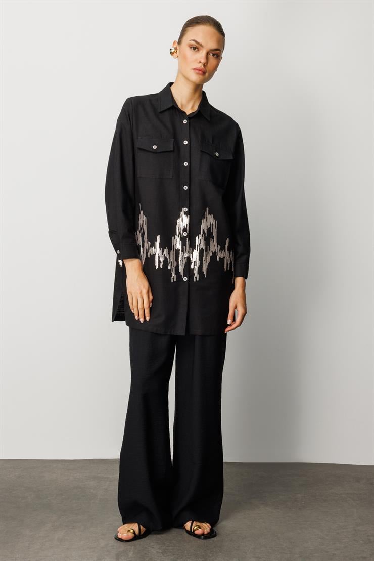 Modailgi  Cep Kapaklı Pul Nakış Detaylı Tunik Siyah