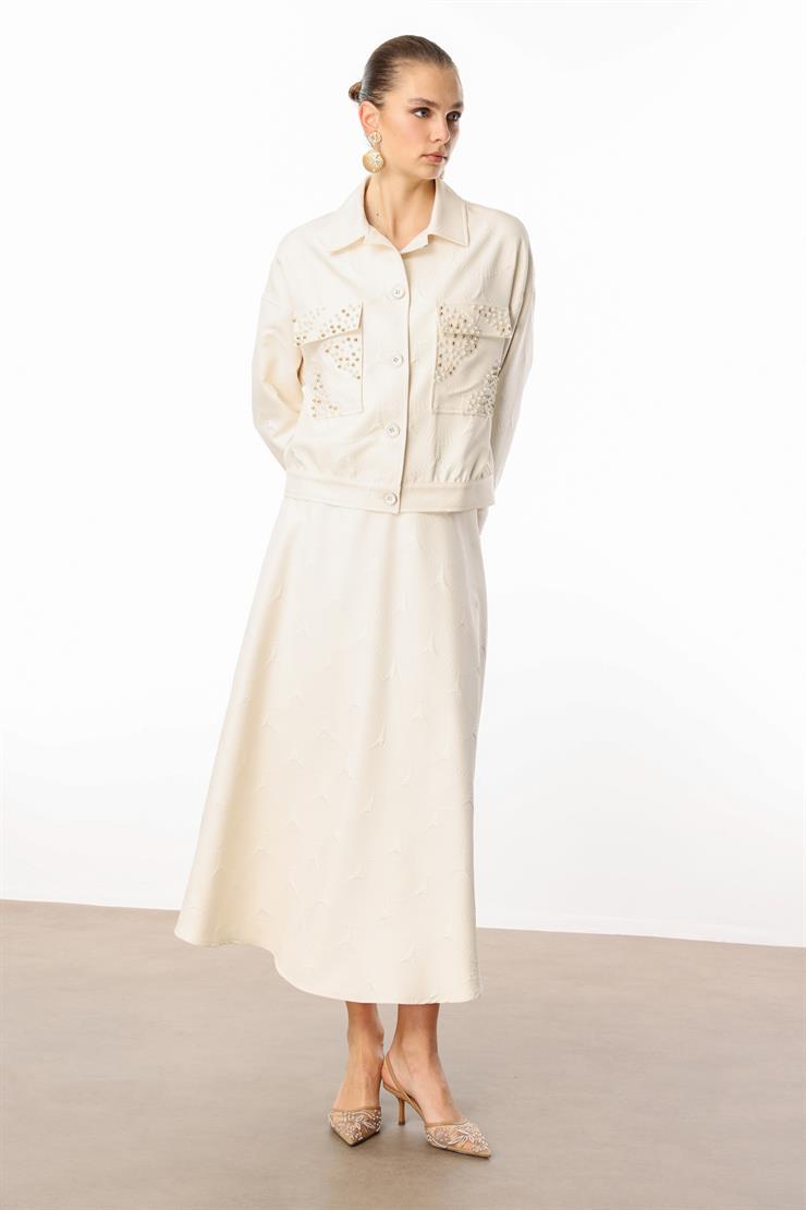 Modailgi  Cepleri İnci Detaylı Oversize Kısa Mont Taş