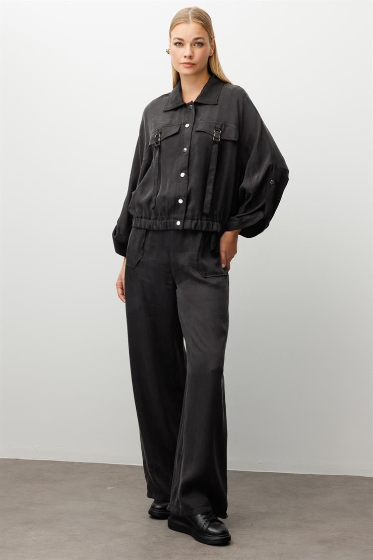 Modailgi  Cepleri Metal Aksesuarlı Beli Lastikli Gömlek - 40039 Siyah