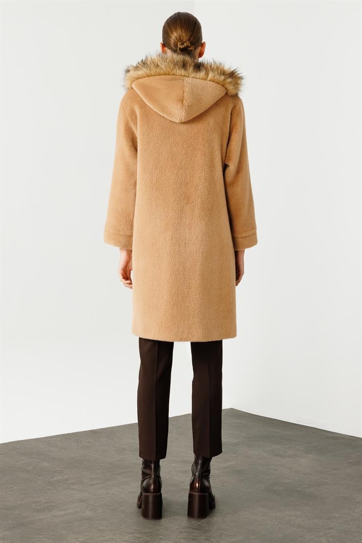 Modailgi  Cepleri Trok Detaylı Kapüşonlu Peluş Kaban Vizon