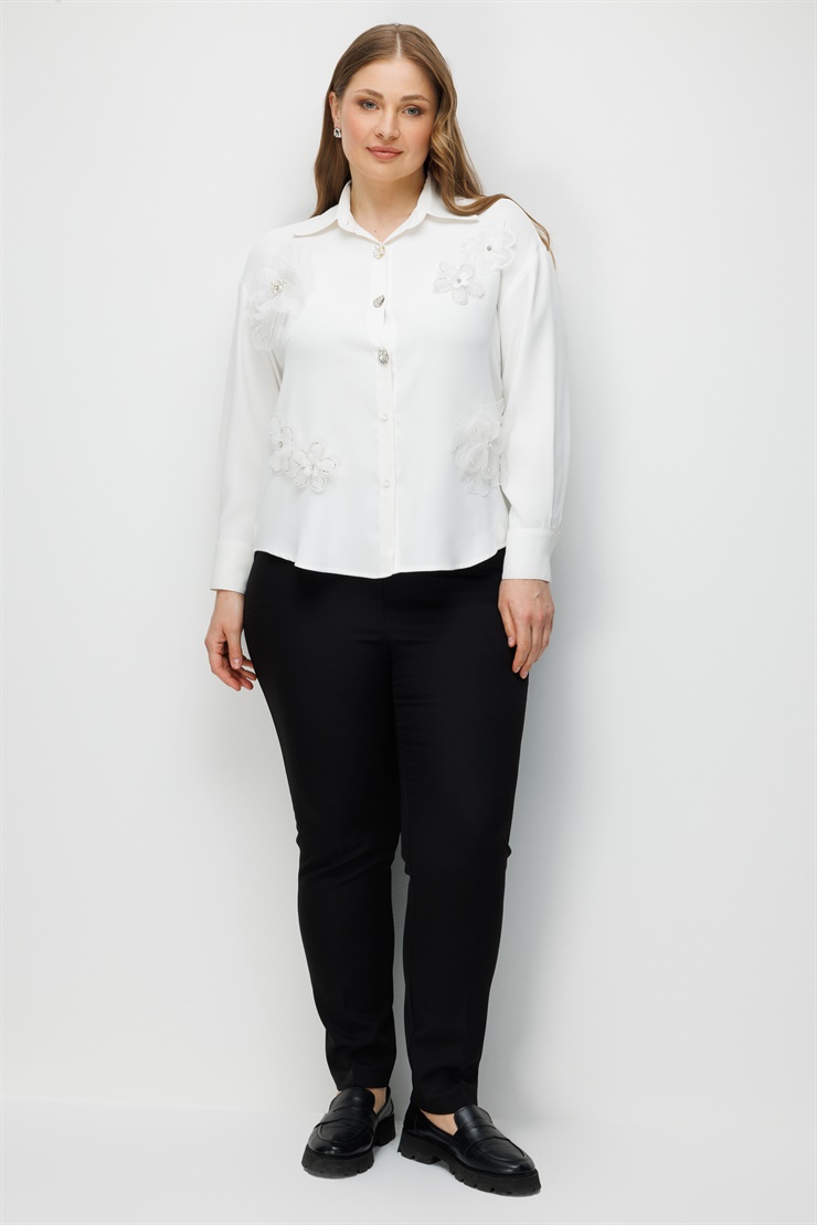 Modailgi  Çiçek Aplike Detaylı Oversize Gömlek Ekru