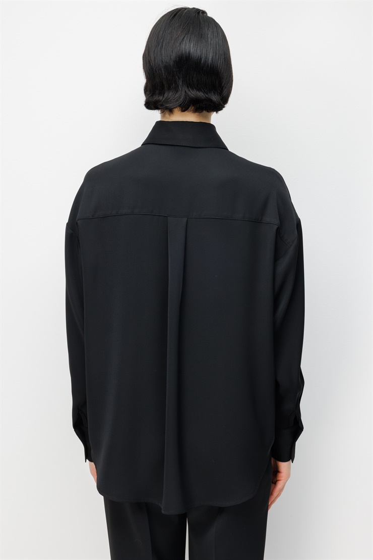 Modailgi  Çiçek Aplikeli Oversize Gömlek Siyah