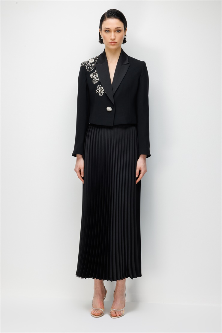 Modailgi  Çiçek Desen Taş Aksesuarlı Tek Düğme Krop Ceket - 35022 Siyah